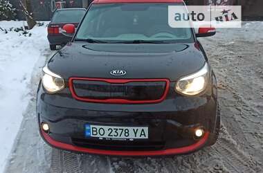 Характеристики Kia Soul Позашляховик / Кросовер