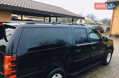 Характеристики Chevrolet Suburban Внедорожник / Кроссовер