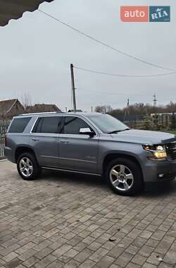 Характеристики Chevrolet Tahoe Позашляховик / Кросовер