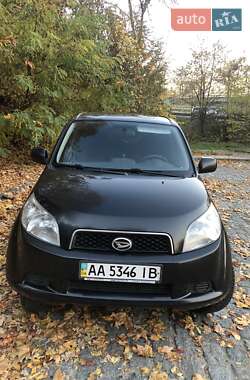 Характеристики Daihatsu Terios Позашляховик / Кросовер