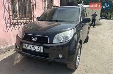 Характеристики Daihatsu Terios Внедорожник / Кроссовер