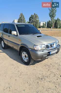 Характеристики Nissan Terrano Внедорожник / Кроссовер