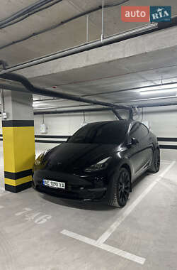 Ціни Tesla Позашляховик / Кросовер