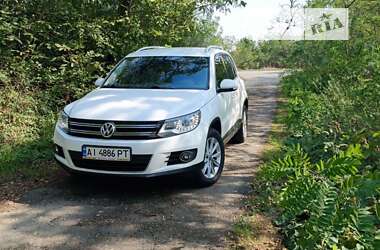 Характеристики Volkswagen Tiguan Внедорожник / Кроссовер