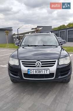 Характеристики Volkswagen Touareg Внедорожник / Кроссовер