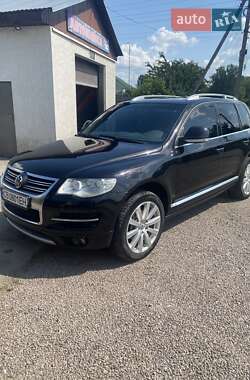 Характеристики Volkswagen Touareg Внедорожник / Кроссовер