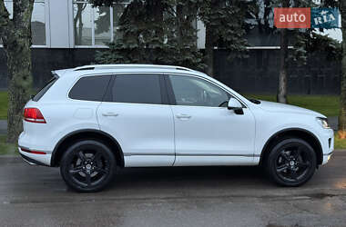 Характеристики Volkswagen Touareg Внедорожник / Кроссовер