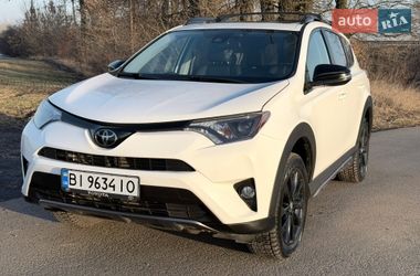 Цены Toyota Внедорожник / Кроссовер в Лубнах