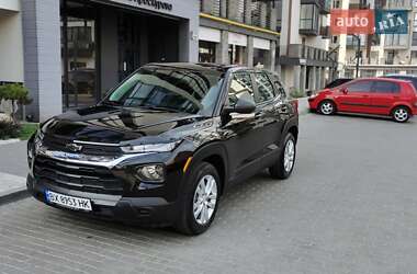 Характеристики Chevrolet TrailBlazer Позашляховик / Кросовер