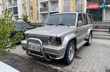 Характеристики Isuzu Trooper Внедорожник / Кроссовер
