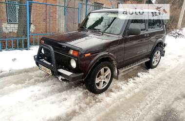 Ціни ВАЗ / Lada Позашляховик / Кросовер