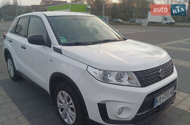 Характеристики Suzuki Vitara Внедорожник / Кроссовер