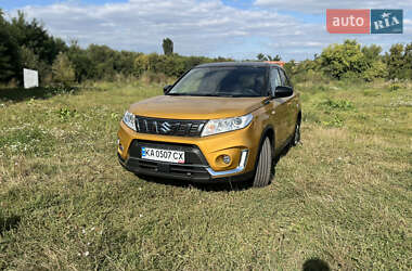 Характеристики Suzuki Vitara Внедорожник / Кроссовер