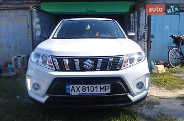 Характеристики Suzuki Vitara Позашляховик / Кросовер