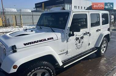 Характеристики Jeep Wrangler Позашляховик / Кросовер