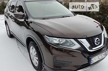 Характеристики Nissan X-Trail Внедорожник / Кроссовер