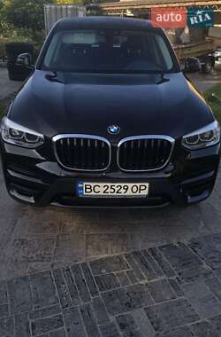 Характеристики BMW X3 Позашляховик / Кросовер