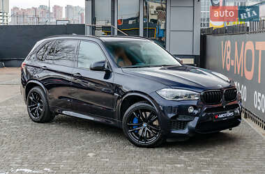 Характеристики BMW X5 M Позашляховик / Кросовер