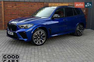 Характеристики BMW X5 M Позашляховик / Кросовер