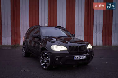 Характеристики BMW X5 Позашляховик / Кросовер