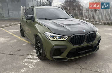 Характеристики BMW X6 M Позашляховик / Кросовер