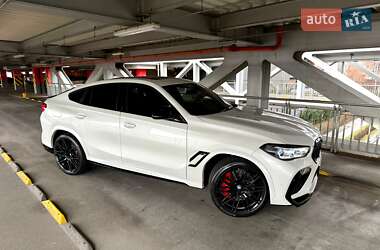 Характеристики BMW X6 M Позашляховик / Кросовер