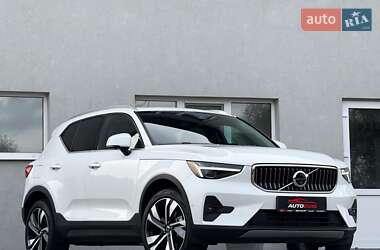 Цены Volvo XC40 Внедорожник / Кроссовер