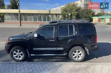 Характеристики Nissan Xterra Позашляховик / Кросовер