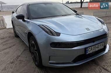 Ціни Zeekr Позашляховик / Кросовер