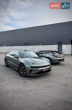 Цены Zeekr Внедорожник / Кроссовер