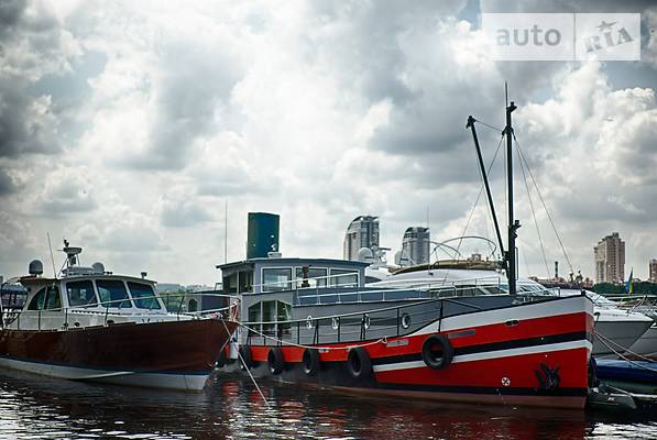 Моторна яхта AB Yachts