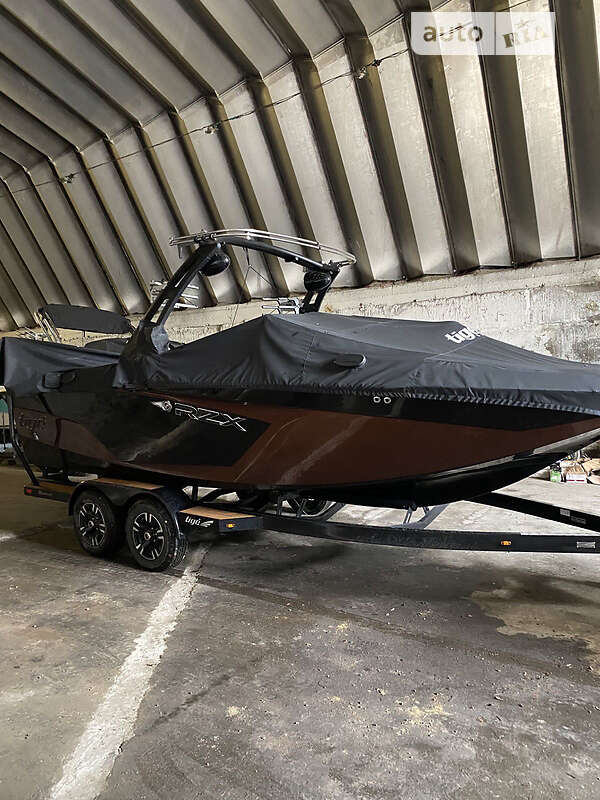 Катер Tige Boats