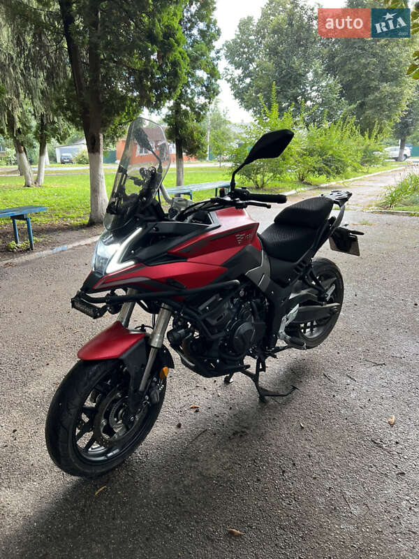 Voge 500DS