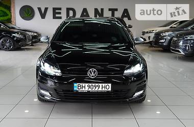 Volkswagen   2015