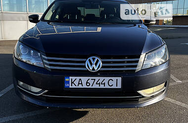 Volkswagen  NMS 2013