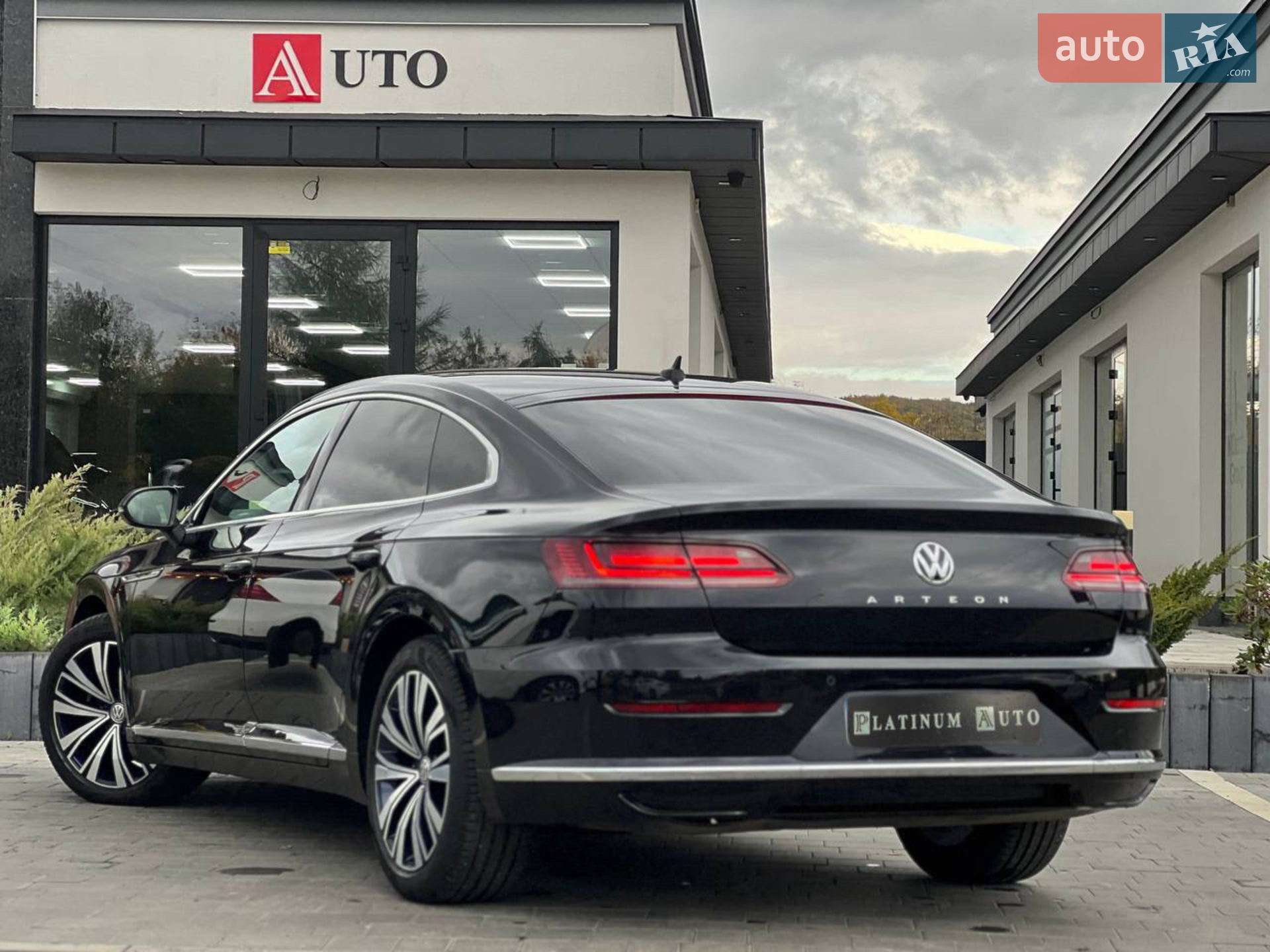 Volkswagen Arteon 2019 VIN WVWZZZ3HZKE200079 фото оголошення 8 з 10