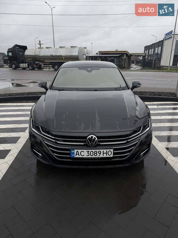 Універсал Volkswagen Arteon