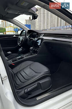 Volkswagen Arteon  2017