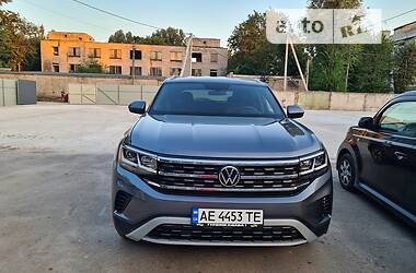 Volkswagen Atlas Cross Sport  2021