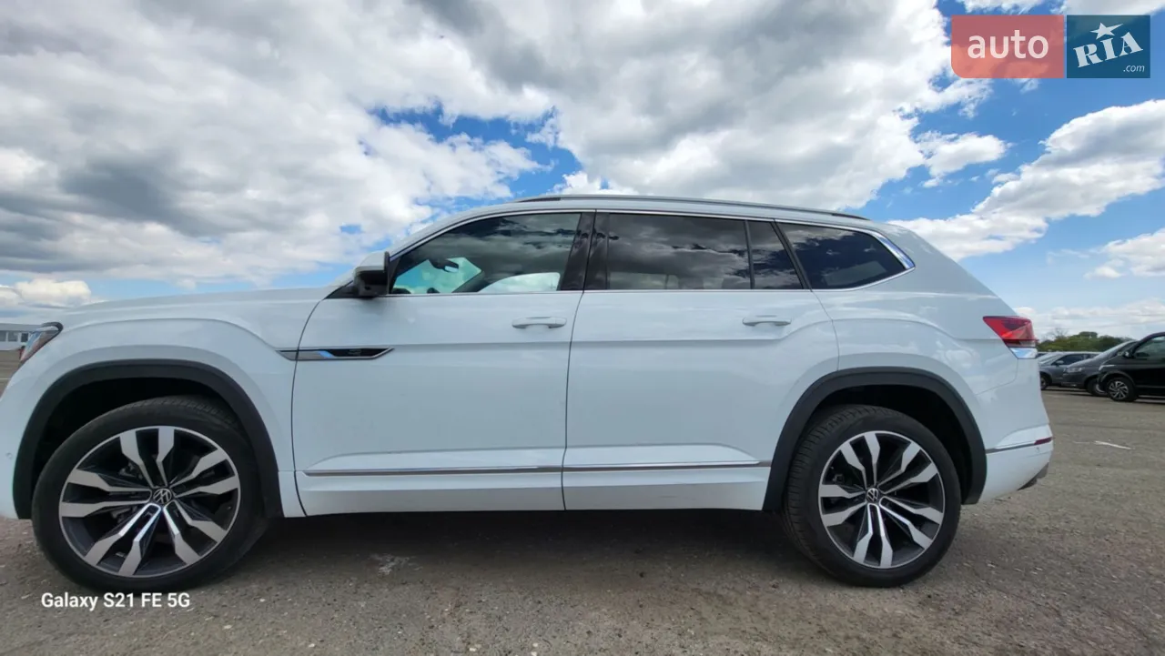 2021 Volkswagen Atlas - фото 1