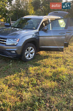 Volkswagen Atlas  2017