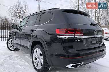 Volkswagen Atlas  2021