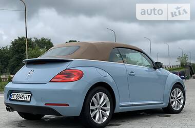 Volkswagen Beetle Cabrio.Lux 2013