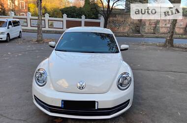 Volkswagen Beetle  2012