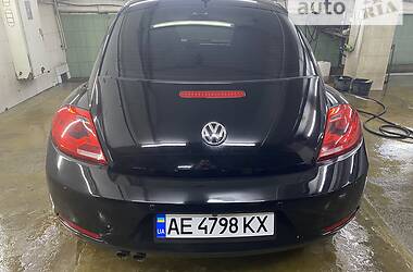 Volkswagen Beetle  2013