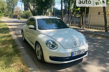 Volkswagen Beetle  2011