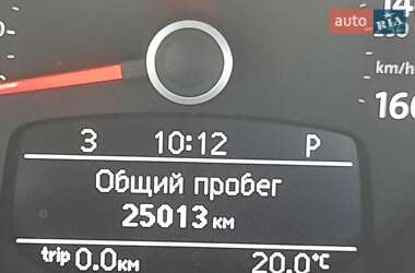 Volkswagen Beetle 2014