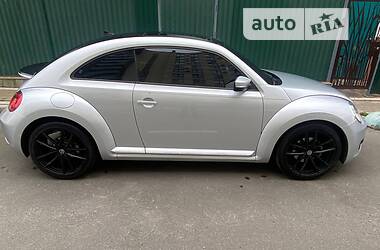 Volkswagen Beetle  2013