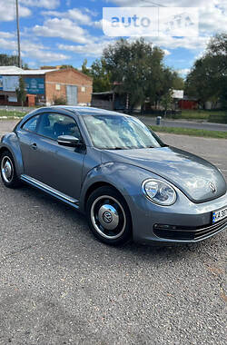 Volkswagen Beetle  2011