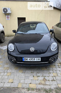 Volkswagen Beetle  2013